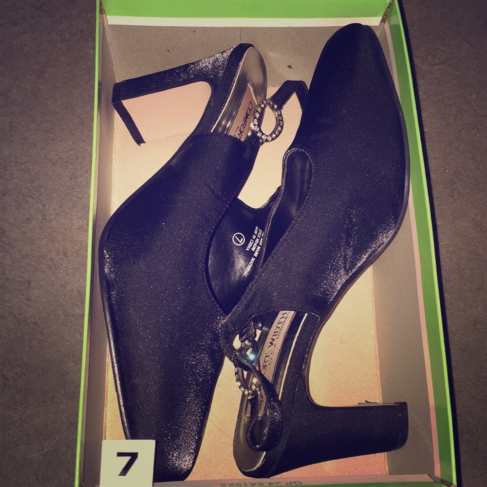 Black comfort wide heels